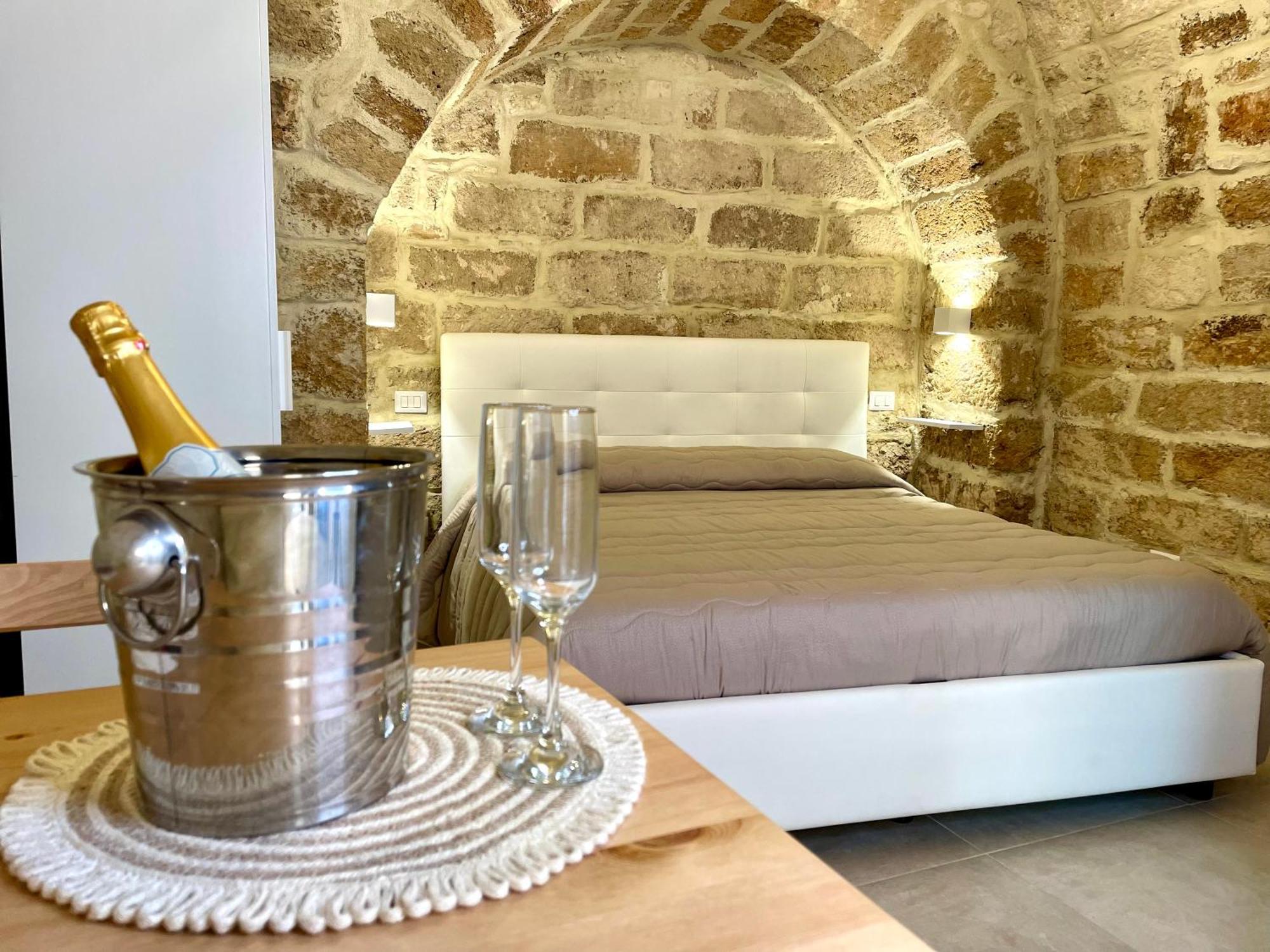 Casa Vacanze A Un Passo Dal Volo Bari Exteriör bild